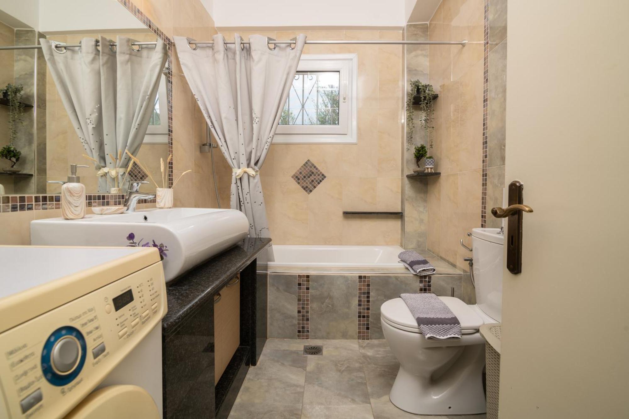 Villa Vrisi Fagias Luaran gambar
