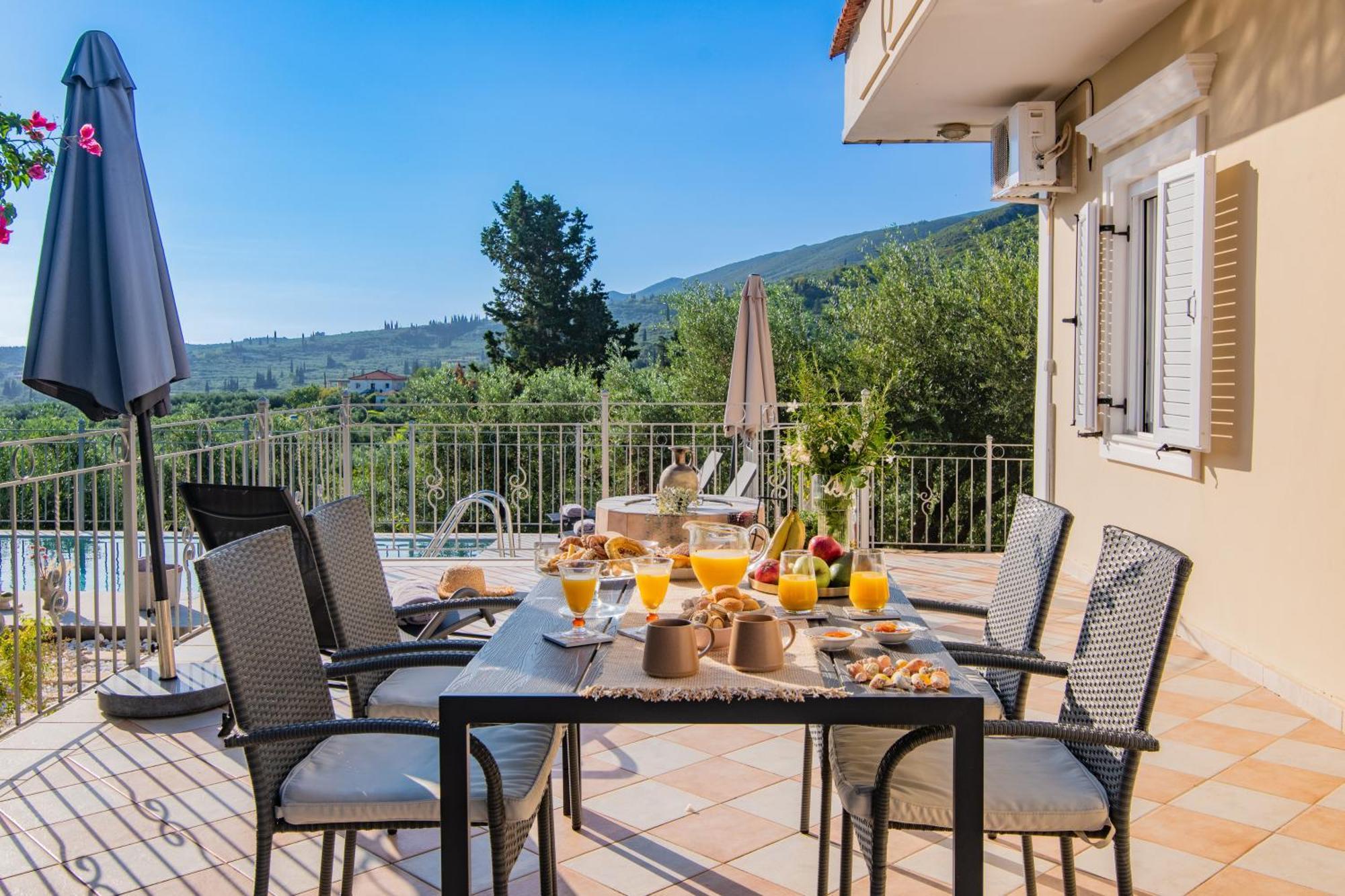 Villa Vrisi Fagias Luaran gambar