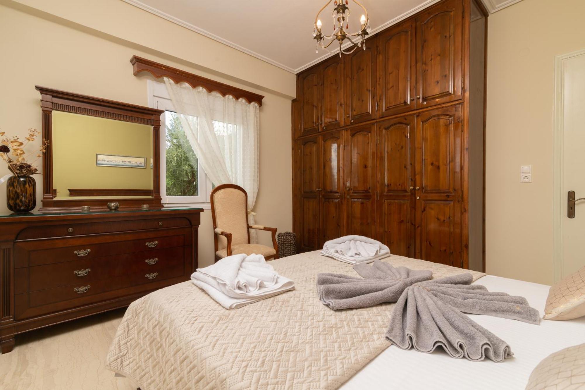 Villa Vrisi Fagias Luaran gambar